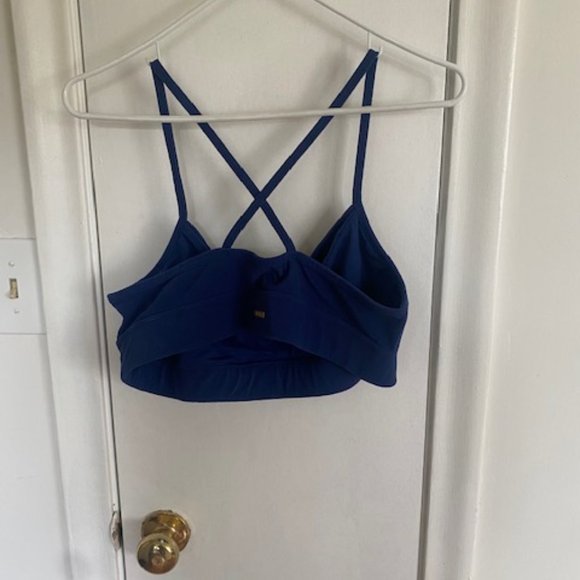 Alala Terry Bike Shorts and Bow Tie Sports Bra Matching Set - Picture 4 of 10